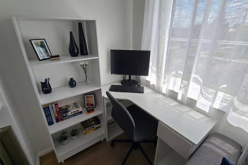 Elsternwick Easy Living - 2 Bedroom Sleeping 4 Melbourne Esterno foto